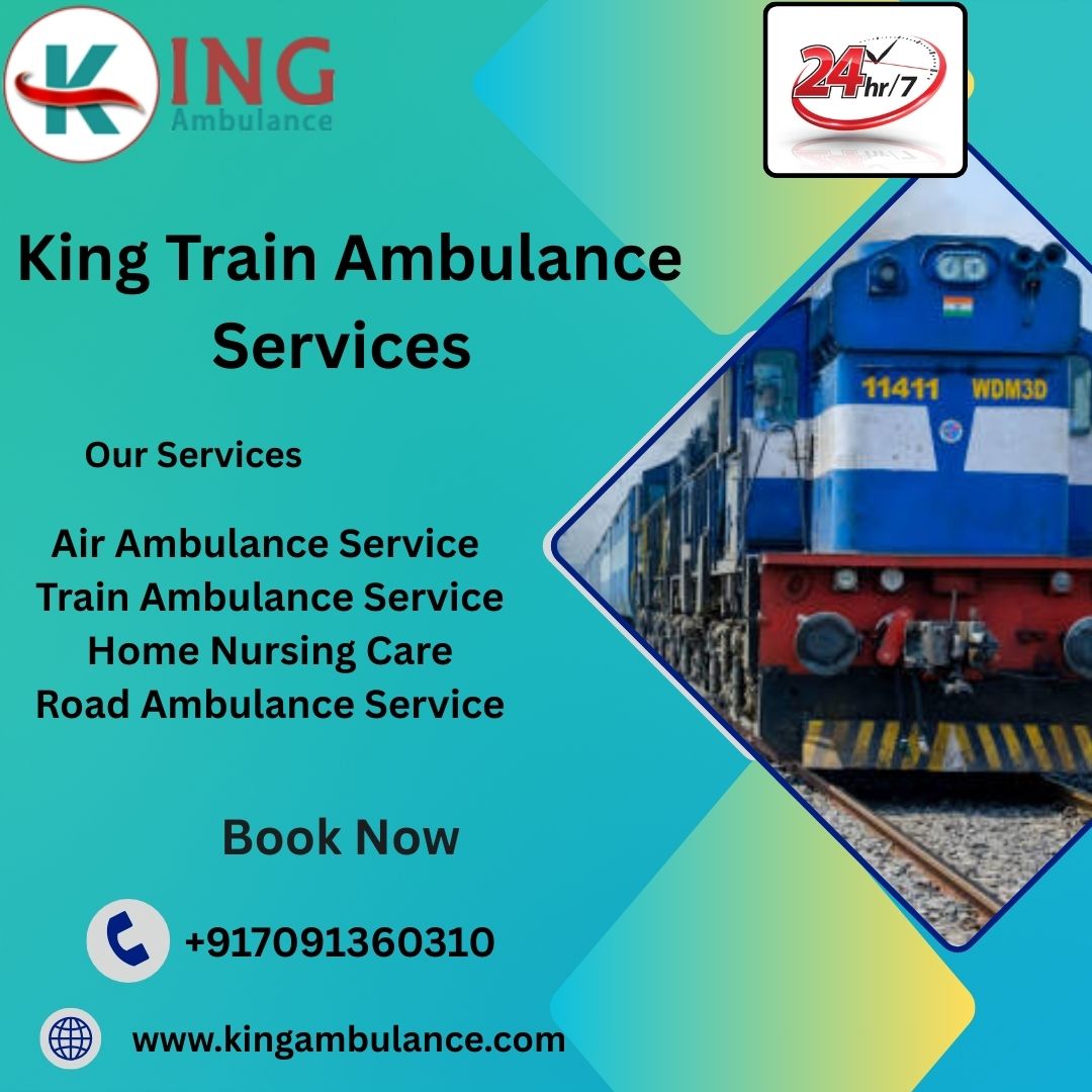 The King Train Ambulance Team Makes Medical Train Travel in Raipur Easy