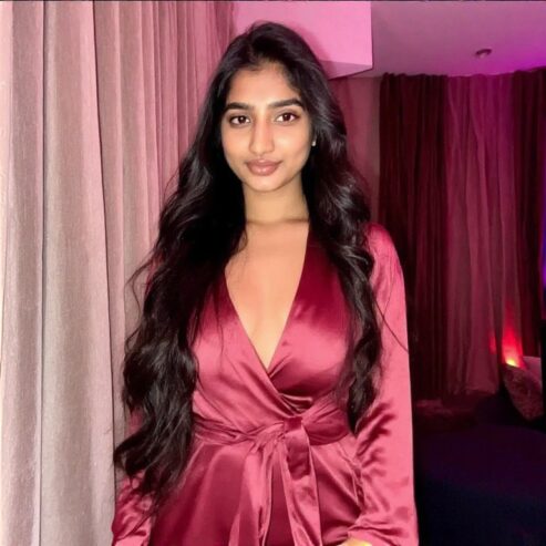 Xxx Muslim call girls free demo 20 second video call full demo enjoy video call service chut se pani nikalungi