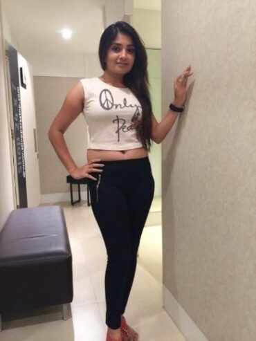 Call~ Girls In~Dwarka꧁⭐9211°6426~41⭐꧂Delhi Call Girls