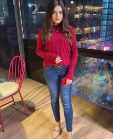 CALL-GIRLS-IN-DELHI-9818667137