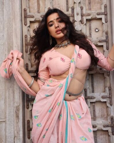 No.1 Call Girls in Rajajinagar ❤️ ₹39999 Bangalore Call Girls All Service Available 24/7