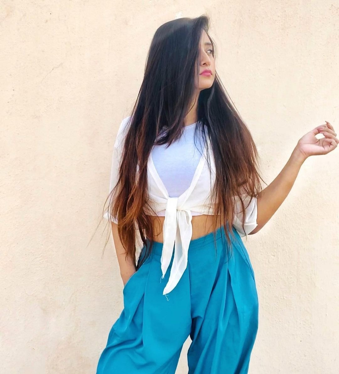 Independent Call Us- 9999275122 Call Girls In Chhatarpur Delhi