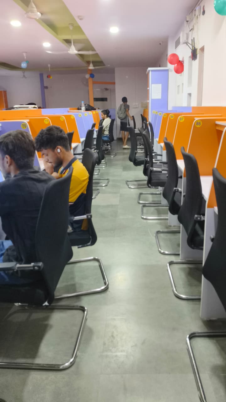 Library in Alambagh Lucknow